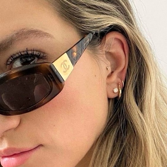 Vintage Chanel Sunglasses - Picture 7 of 8
